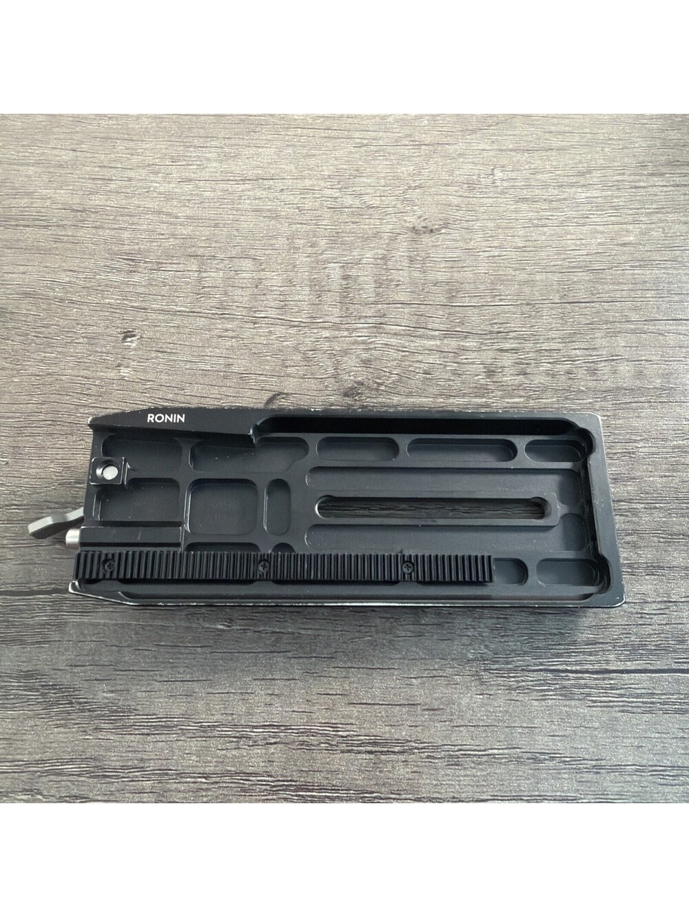 DJI R Quick-Release Plate (Lower) - Picture 4 of 5